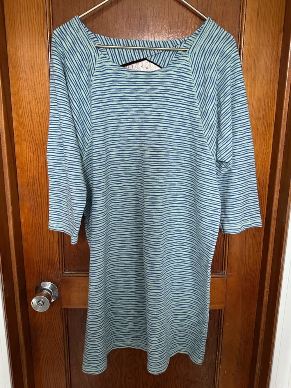 T by TALBOTS Women’s LP Blue Striped Knit Pullover Stretch Vacation/Summer Dress